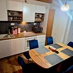 Domcek Pod Salasom Finska Sauna A Kupacia Kada Zliechov