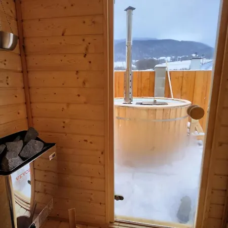 Domcek Pod Salasom Finska Sauna A Kupacia Kada Casa vacanze
