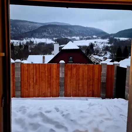 Domcek Pod Salasom Finska Sauna A Kupacia Kada * Zliechov