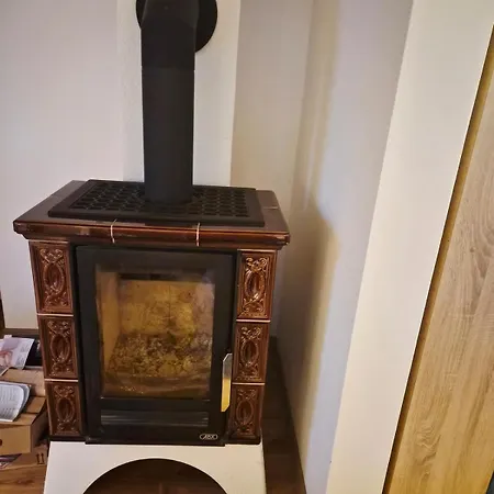 Domcek Pod Salasom Finska Sauna A Kupacia Kada 펜션