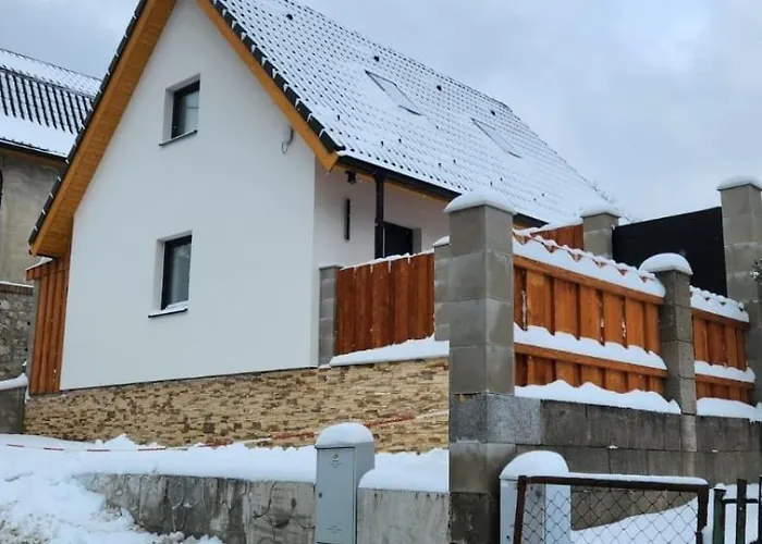 Domcek Pod Salasom Finska Sauna A Kupacia Kada Zliechov