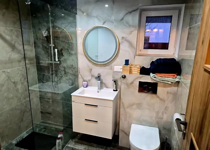 Domcek Pod Salasom Finska Sauna A Kupacia Kada Zliechov