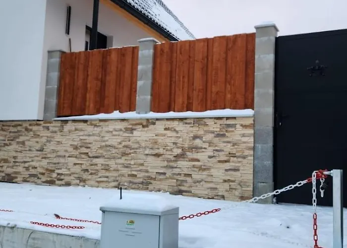 Domcek Pod Salasom Finska Sauna A Kupacia Kada Casa de Férias Zliechov